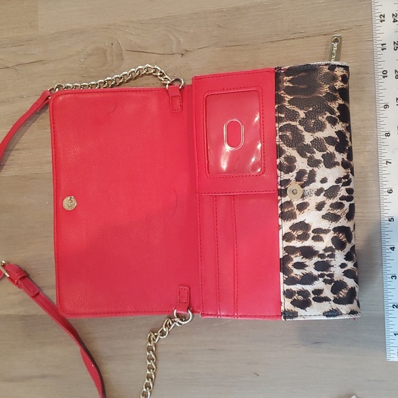 Betsey Johnson Leopard Print Clutch with Shoulder Strap - Picture 4 of 13